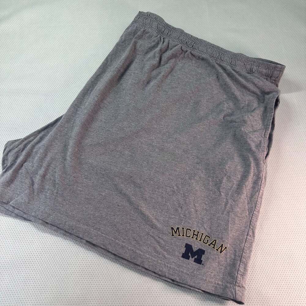Russell Athletic Mens 7X Lounge Shorts Michigan‎ Logo Heather Gray Cotton Knit
